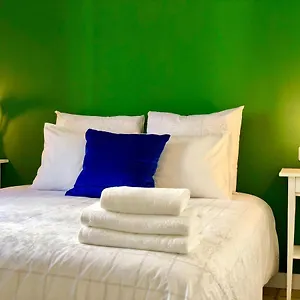 https://apartment-only-150m-from-sagrada-familia.topbarcelonahotels.com